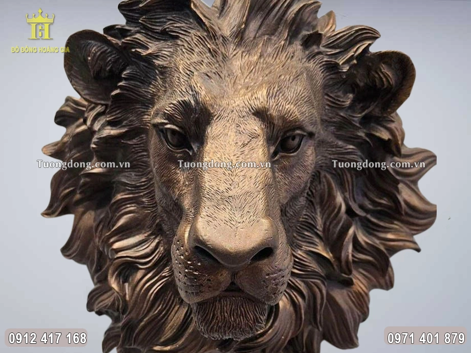 Từng đường nét chi tiết được chạm khắc sắc nét